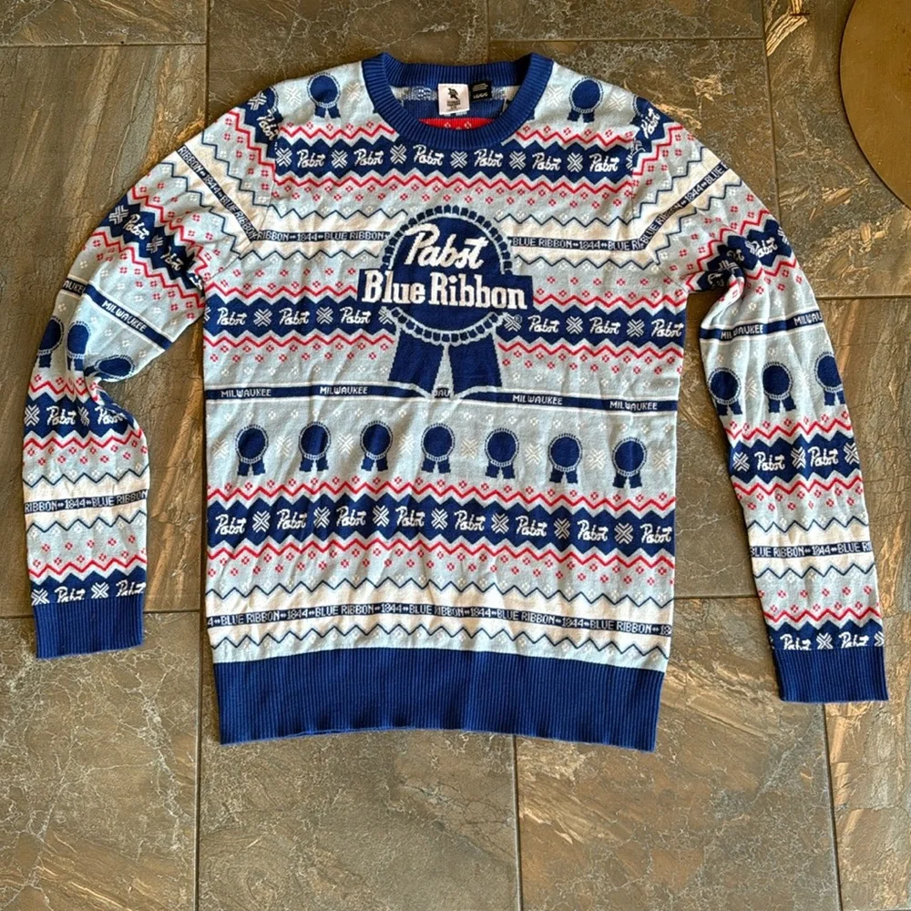 Pabst Blue Ribbon stay cozy